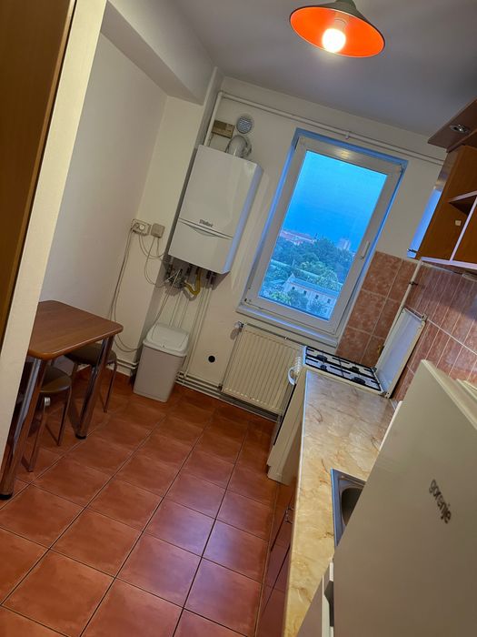 Inchiriez apartament 2 camere