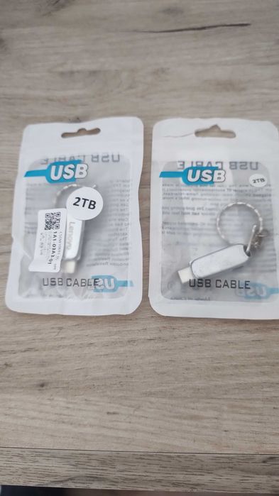 Флаш памет 2 терабайта