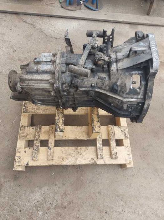 Cutie Viteze Iveco Daily Cod 1323301009 / 1323301010