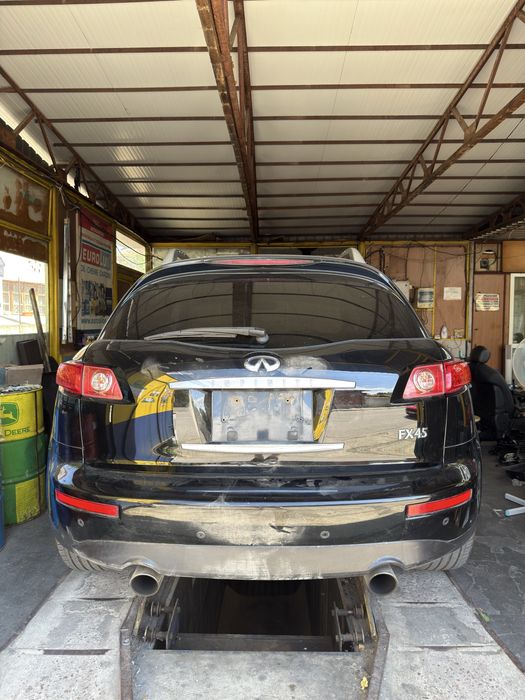 Infiniti FX 45 на части