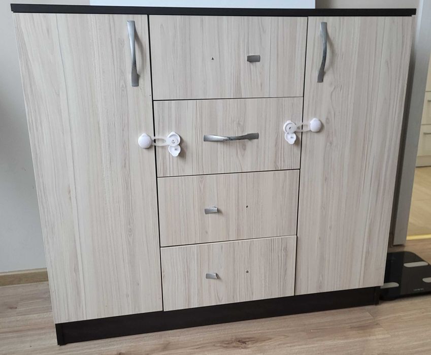 Спален комплект - легло с матрак, гардероб, нощни шкафчета и скрин