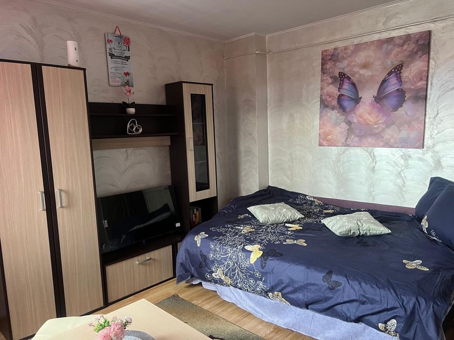 Garsoniera de inchiriat pe termen scurt 300lei/ noapte