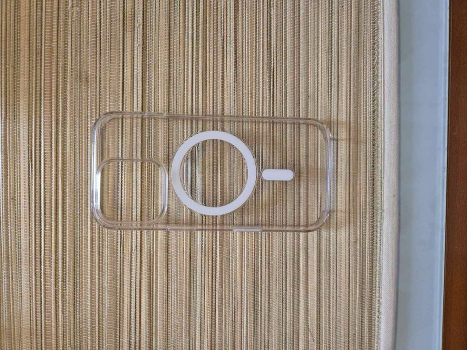 Продавам iphone 16 Pro 128 GB с Гаранция