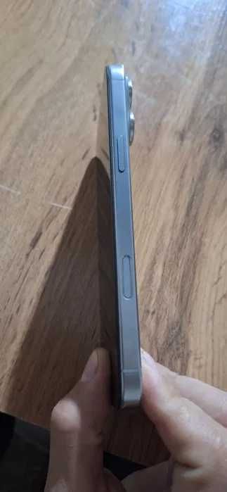 iphone 16 pro max в отличном состоянии