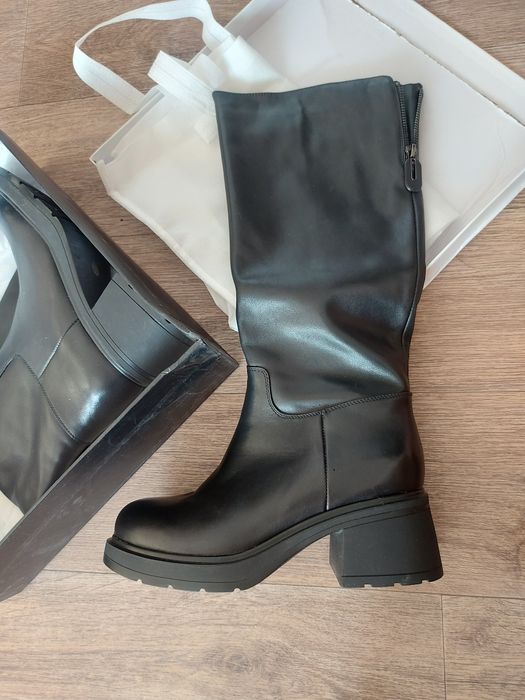 Продам сапоги  женские