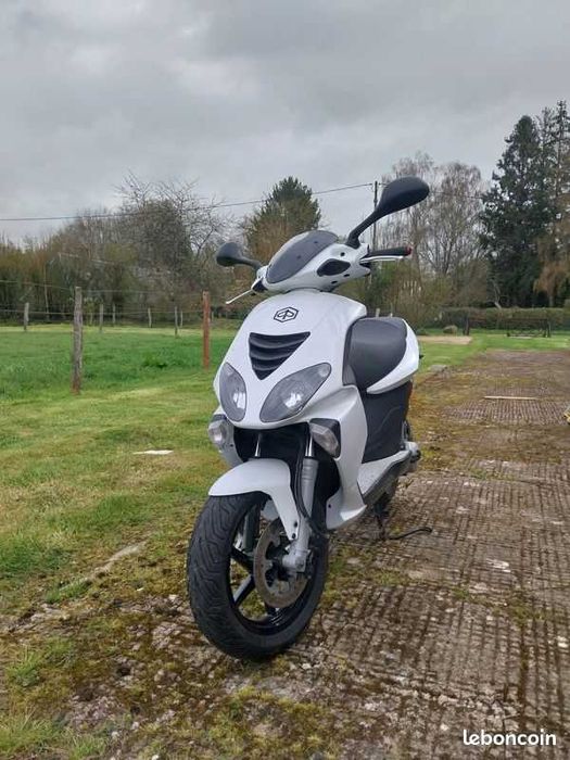 Piaggio NRG Пиаджо НРГ всички години Скутер мотопед НА ЧАСТИ