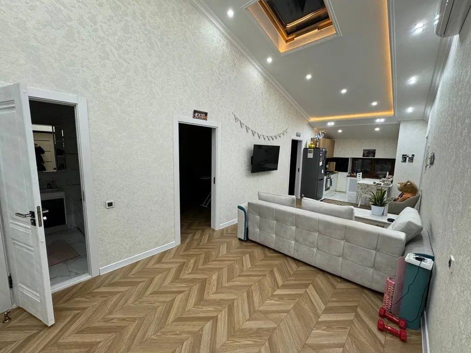 Сдается 2–х ком квартира на Максима Горького