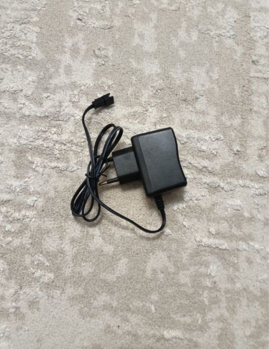 Продаю машинку на пульте управления