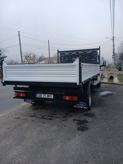 Vând Ford Basculabil
