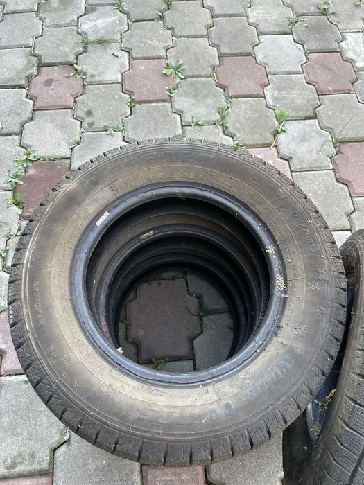Продаю зимнюю резину