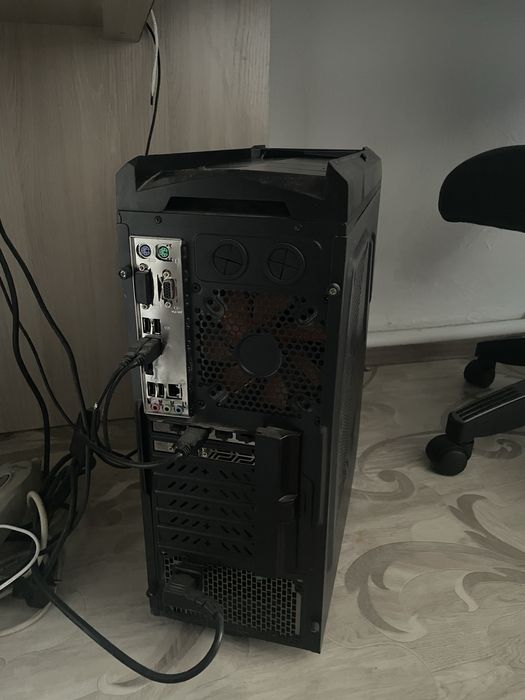 Процессор Intel(R) Core(TM)  i3-4150 CPU