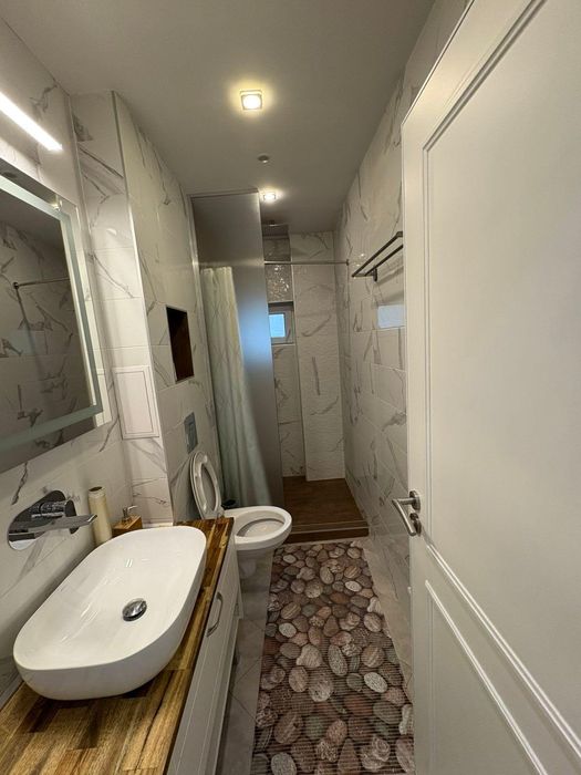 Дава се под наем Тристаен апартамент в София, Център - 90 кв.м за 1500 € - Снимка #9