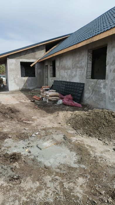 Construcții si renovări case vechii!!