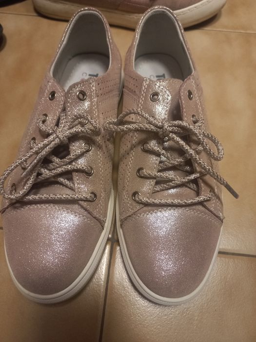 Обувки 40 номер 15 лв