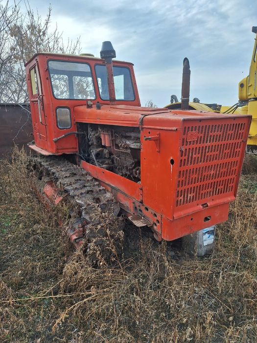 Продам трактор Т4