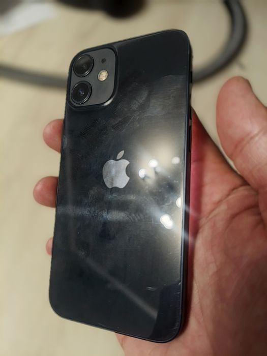 Продам. iPhone 12 mini