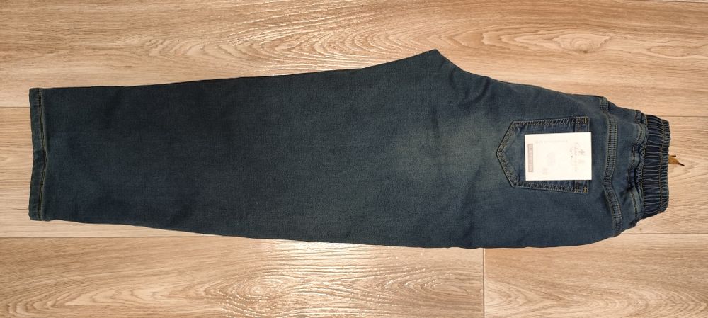 Продам новые джинсы утепленные