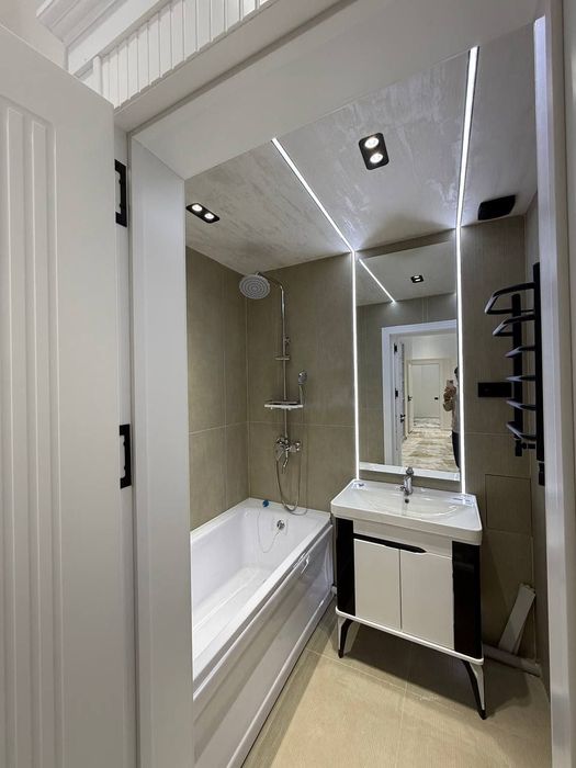 Срочно продаётся 3х -комнатная квартира с евро ремонтом заходи живи