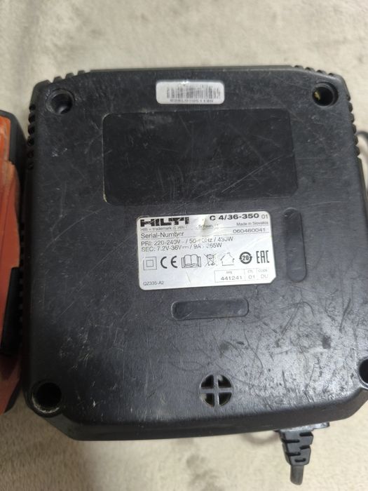 Încărcător Hilti C4/36-350,