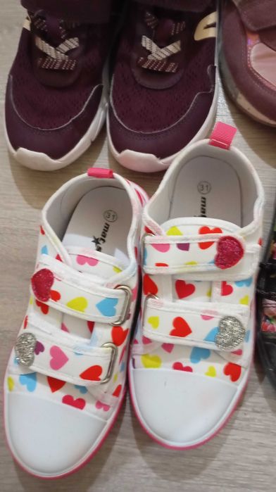 Лот маратонки и кецове