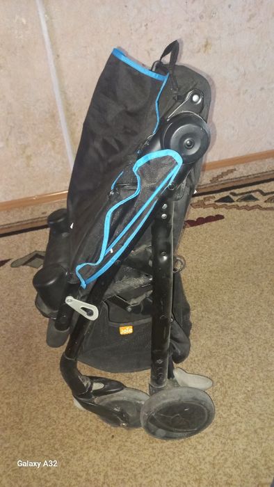 Продам коляску в отличном тех состоянии.