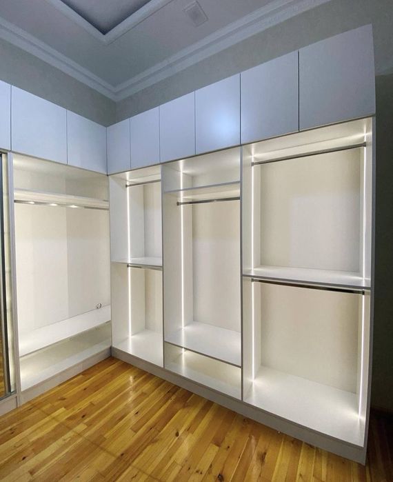 Zakazga mebel yasimis