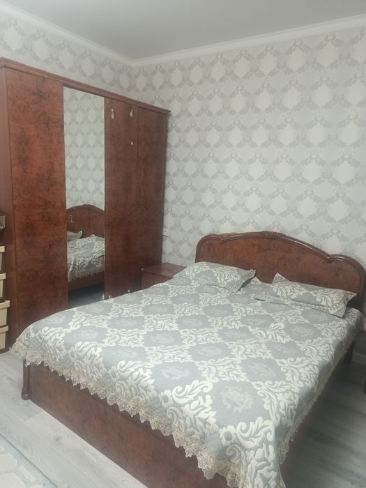 Продам спальный гарнитур