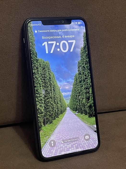 Продаю айфон 11 PRO MAX