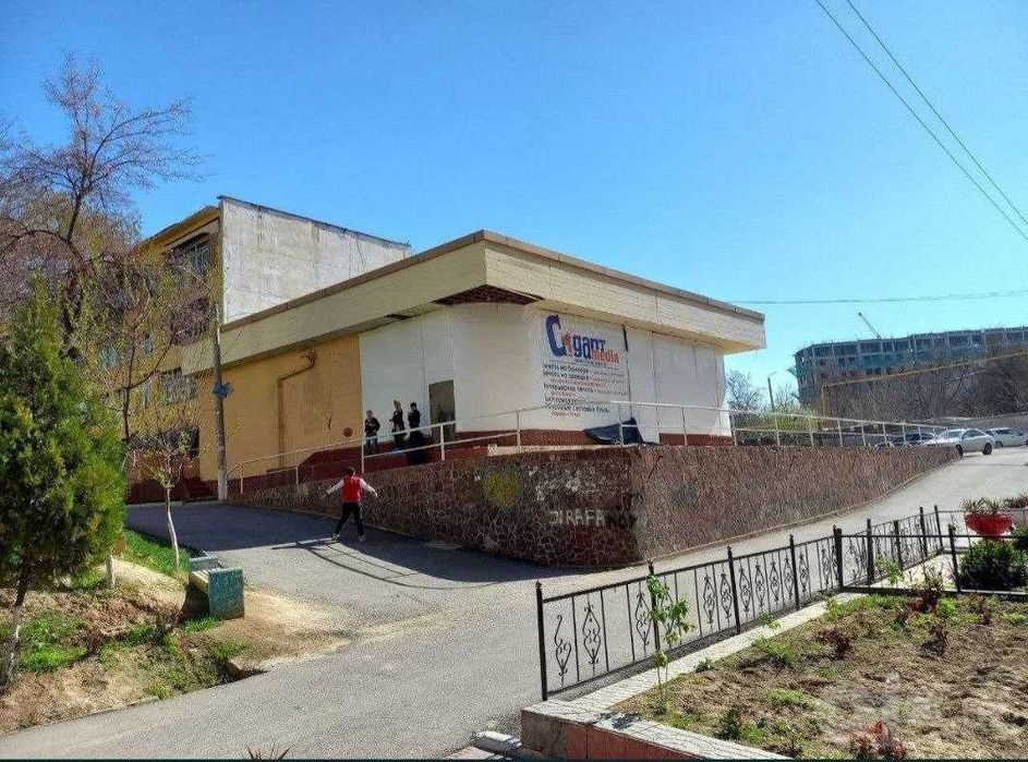 Сдается в аренду помещение с парковкой в Юнусабадском районе