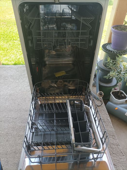 Съдомиялна Electrolux