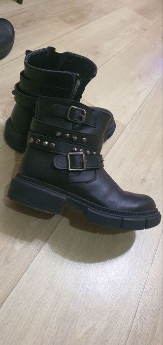 Ботинки высокие на девочку, полусапожки