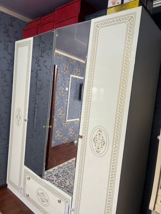 Продается шкаф б/у