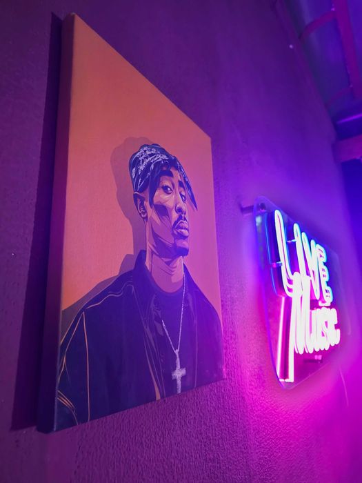 Уроки вокала, гитары и фортепиано