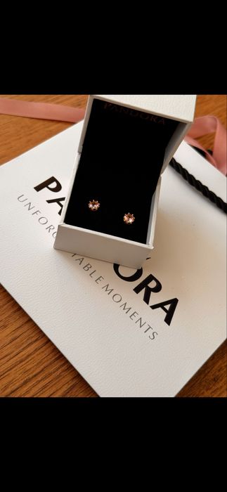 Пандора обеци Pandora