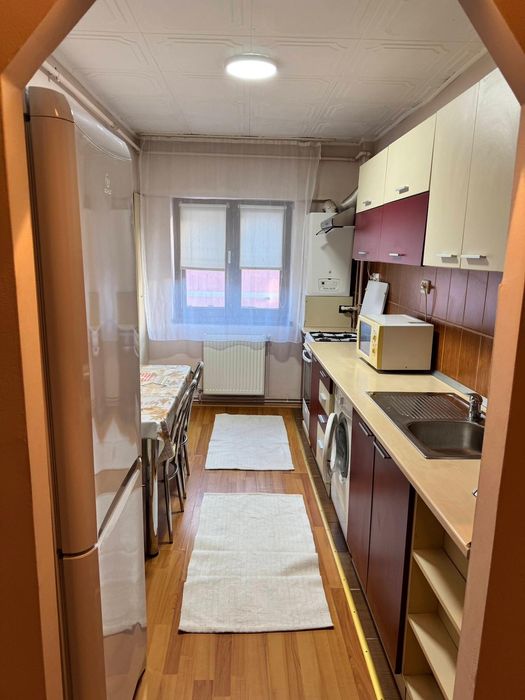 Vând apartament 48000€