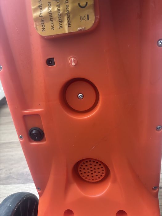 Scuter electric pentru copii