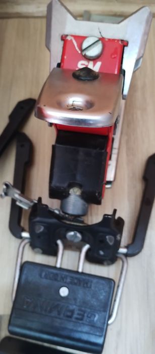 Продавам ски автомати germina  sm 101