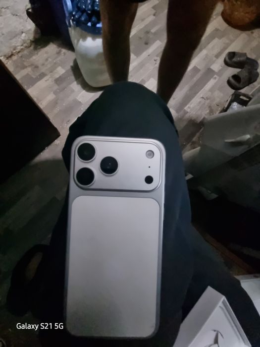 Продам айфон 17 про мах китай хороший