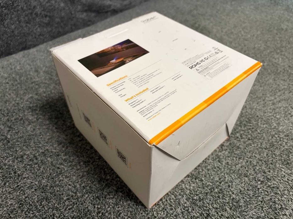 Yaber / Mini Projector E1 / NOU