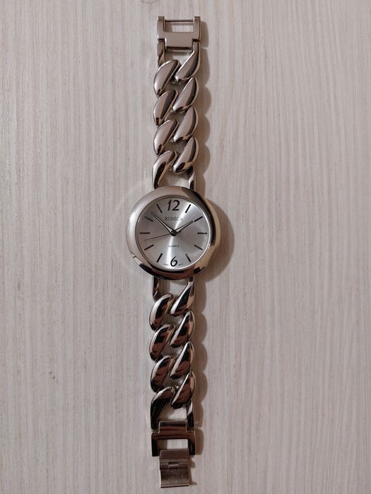 Дамски часовник RONICA QUARTZ