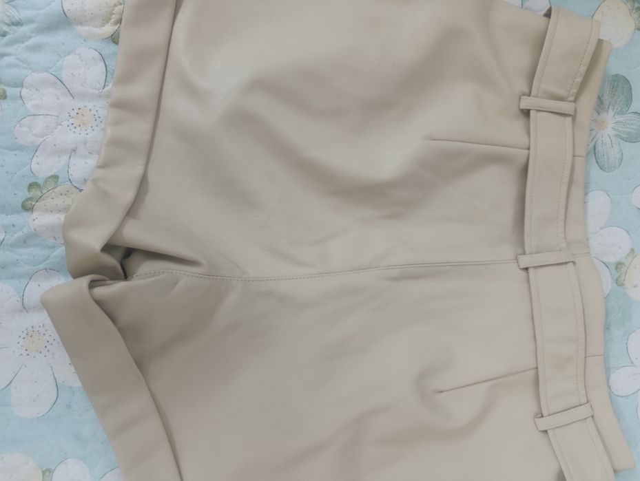 Продам шорты в идеальном состоянии