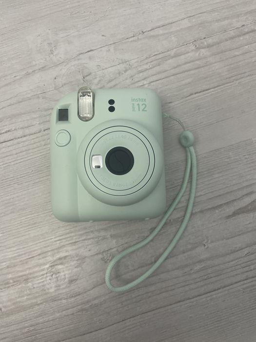 instax mini 12~продаю