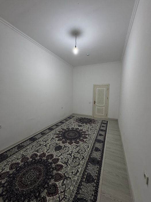 Kvartira ijaraga qizlarga beriladi bez makler sheriklikka