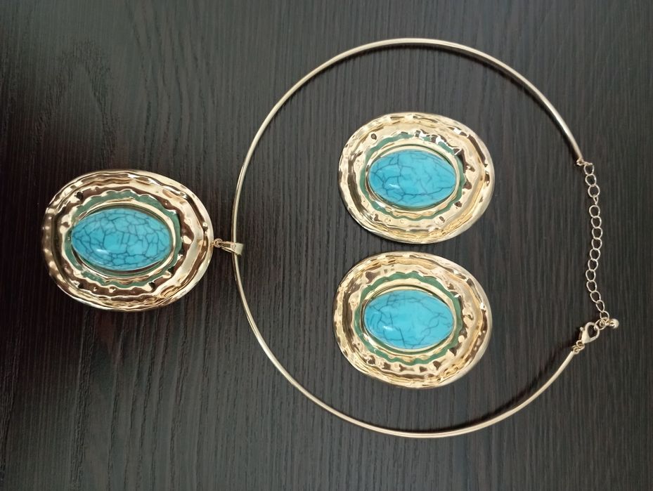 Продам Новый комплект,Бижутерия