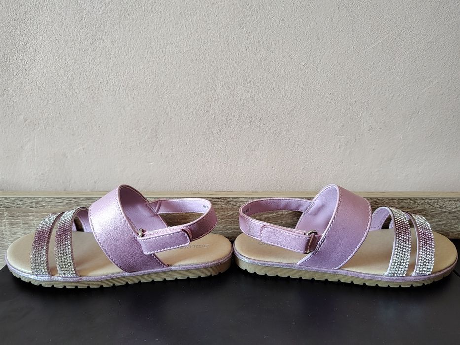 нови, Deichmann, №31/- 50% отстъпка