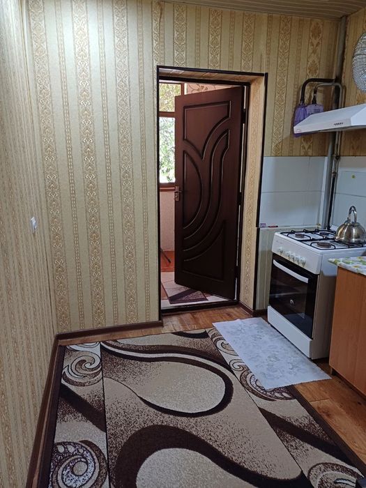 4 xonali Dom sotiladi