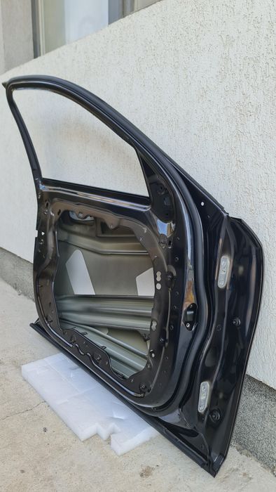 Usa portiera stanga fata BMW 5 G60 G61 2023+