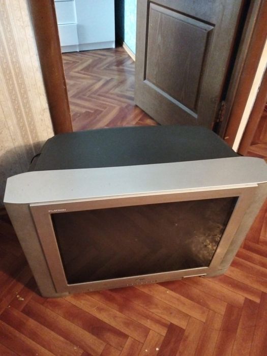 Продам телевизор