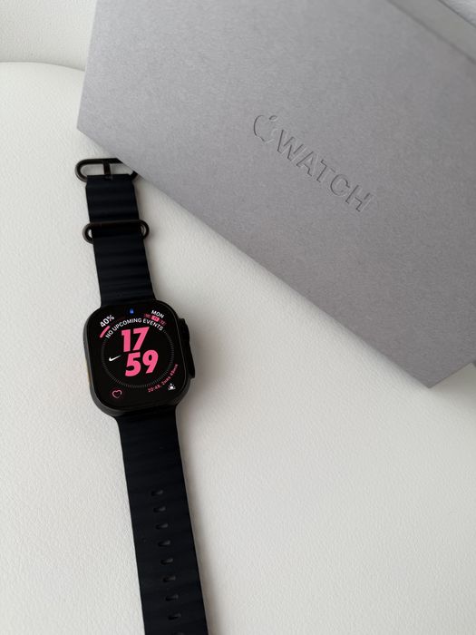 Apple Watch Ultra 3, GPS + Cellular, Carcasa Black Titanium 49mm, Black Ocean Band