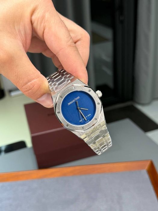 Audemars Piguet.
Люксового качества класса ААА.
• С японским механизмо